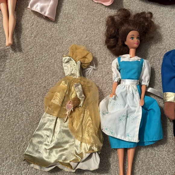 SOLD Vintage Beaty and the Beast Barbie Set - Picture 3 of 4